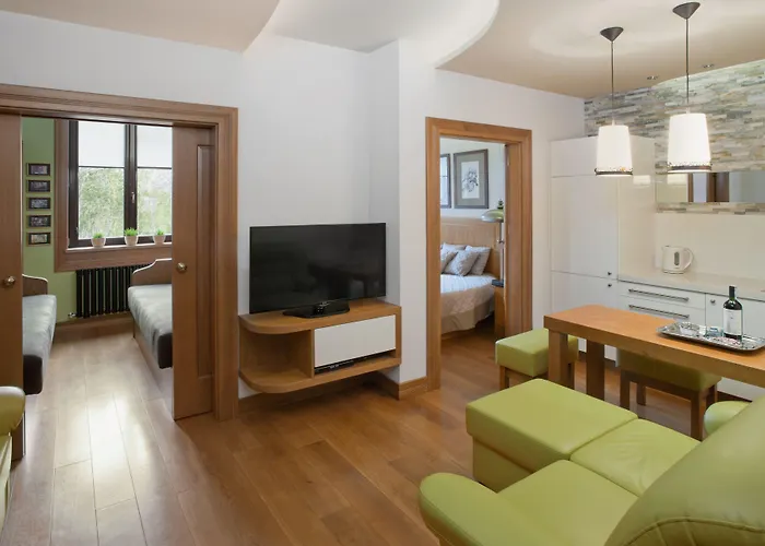 Parkside Old Town Aparthotel