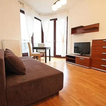 Apartmanhotel Parkside Old Town 4*