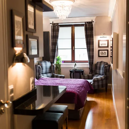 Апарт-отель Parkside Old Town