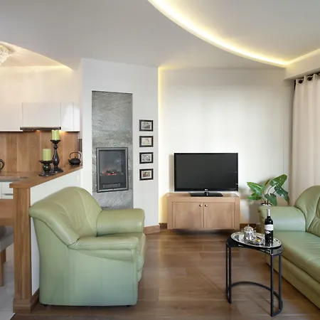 Apart Otel Parkside Old Town 4*