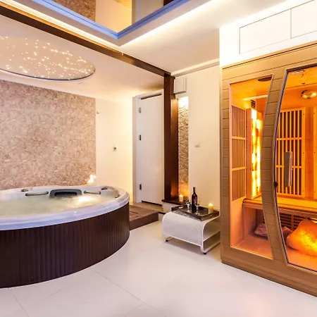 Parkside Old Town 4*