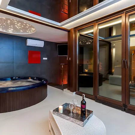 Parkside Old Town Apart Otel