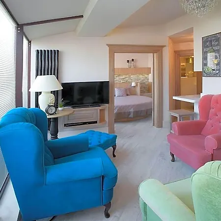 Parkside Old Town 4*