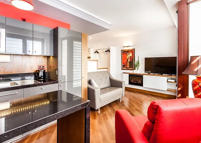 Ξενοδοχείο με διαμερίσματα Parkside Old Town 4*