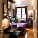 Apart Otel Parkside Old Town