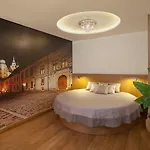 Parkside Old Town Apart Otel