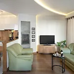 Apart Otel Parkside Old Town 4*