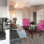 Parkside Old Town 4*
