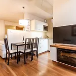 Parkside Old Town Apart Otel 4*