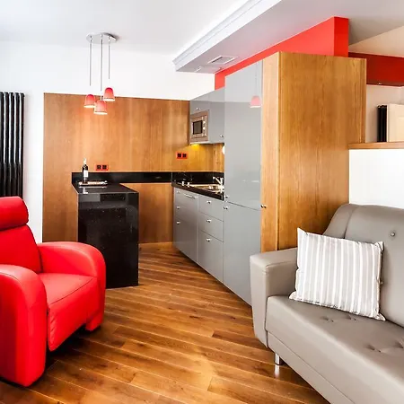 Hotel apartamentowy Parkside Old Town